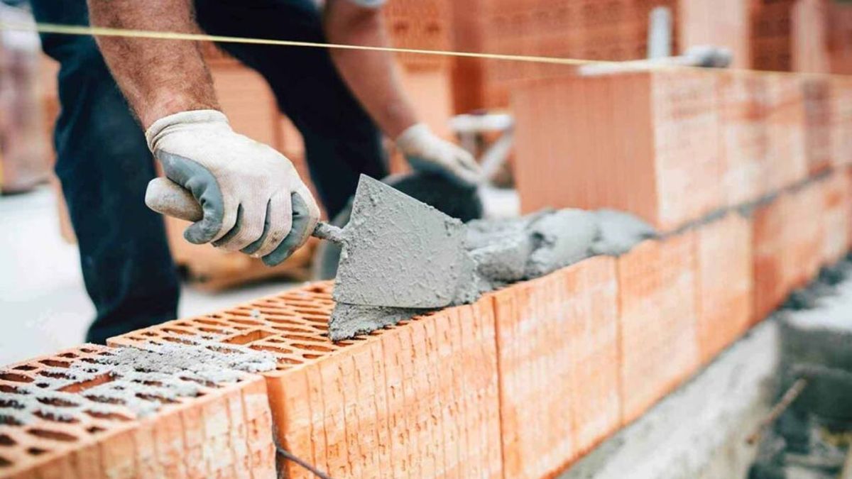 La construcción mostró señales de recuperación: subieron las ventas de insumos en marzo