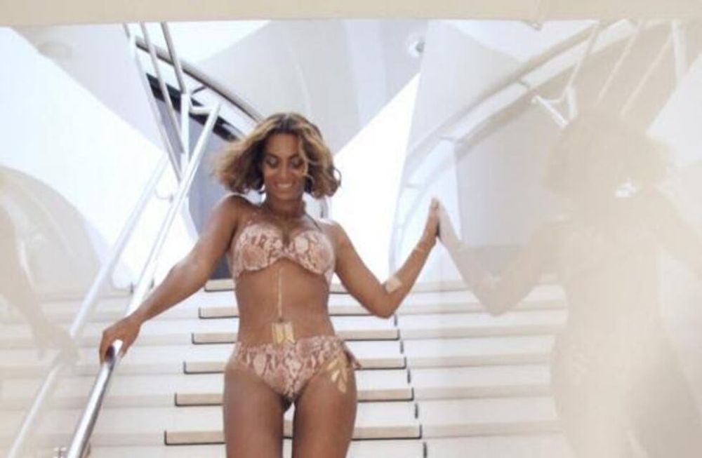Beyoncé y un polémico photoshop para tener piernas thigh gap