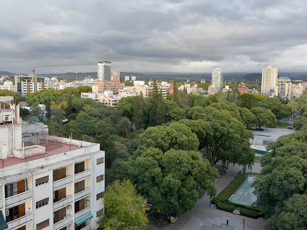 Amanece en Mendoza, frío y nublado. Foto archivo / Los Andes