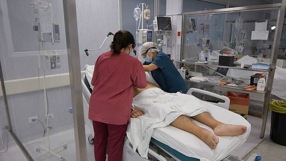 La Asociación de Clínicas y Sanatorios señaló que el stock de estos medicamentos alcanza para tres o cuatro días. / Foto: Orlando Pelichotti