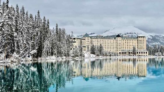 Lodge de montaña en el Lago Louise, Alberta. Canadá. (123RF)