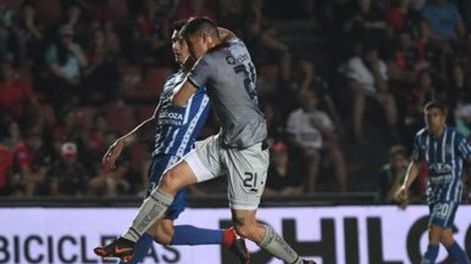 El Tomba y un mal de ausencias, por Javier Chacón
