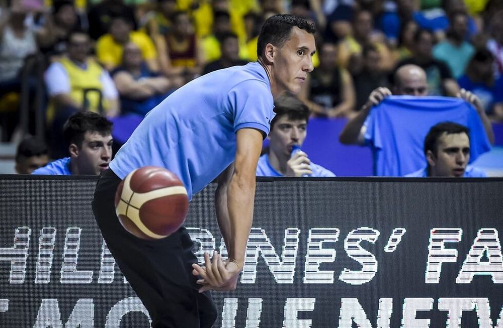 La mano y la impronta de Pablo Prigioni se vieron en los primeros seis partidos de la selección, que se consagró en la AmeriCup de Brasil. (Fiba)