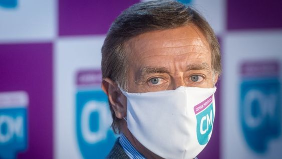 El gobernador Rodolfo Suarez durante la presentación de precandidatos para las elecciones legislativas del frente Cambia Mendoza. Foto: Ignacio Blanco / Los Andes