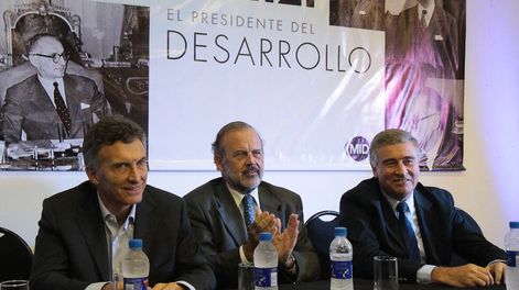 Argentina, entre el salto y el piso - Por Edgardo R. Moreno