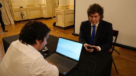 Javier Milei participó este martes en la presentación del nuevo DNI electrónico y cambios en el pasaporte argentino.&nbsp;
