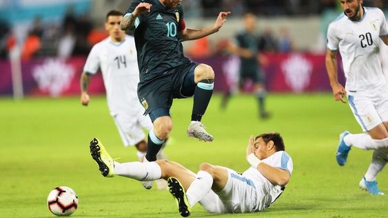 Mirá los goles: Argentina empató 2-2 ante Uruguay en un entretenido clásico rioplatense