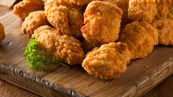 Estos snack de pollo frito son ideales para cualquier picada