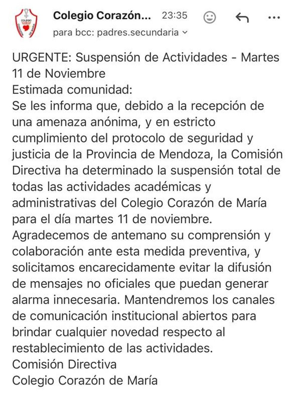 El mail que enviaron las autoridades del colegio a los padres. 