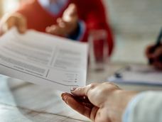 4 de cada 10 trabajadores argentinos buscan un segundo empleo 4 de cada 10 trabajadores argentinos buscan un segundo empleo