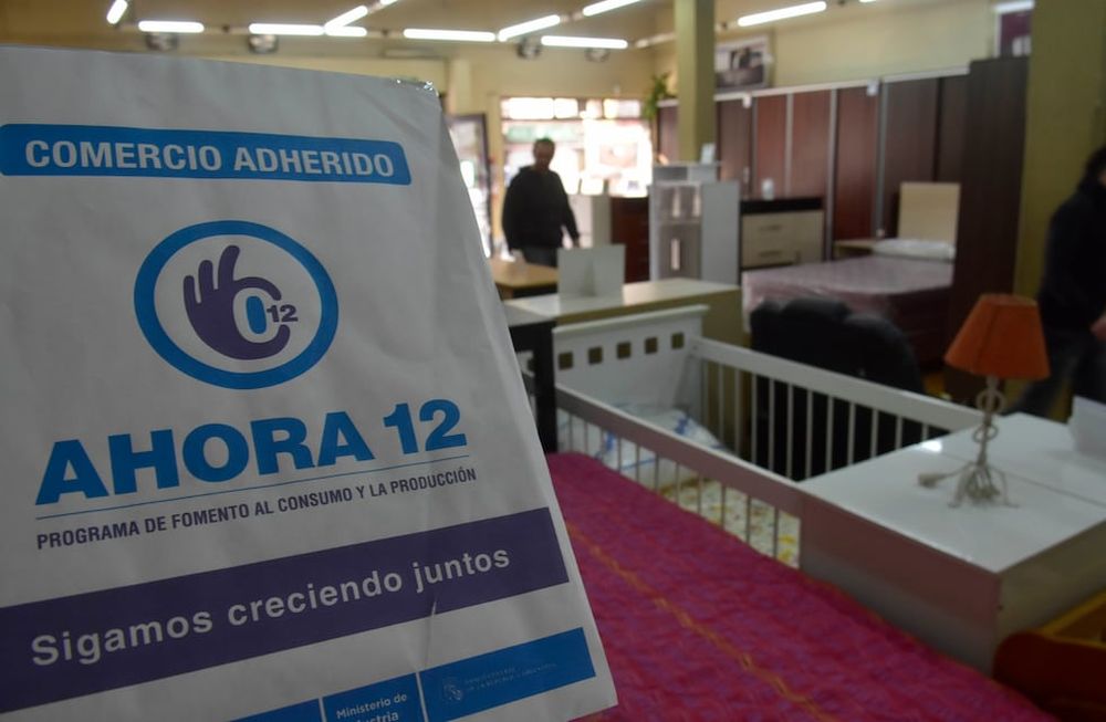 El Gobierno nacional relanzó el programa Ahora 12 con la posibilidad de que los consumidores tengan tres meses de gracia a la hora de pagar sus compras en 12 y 18 cuotas. / Los Andes