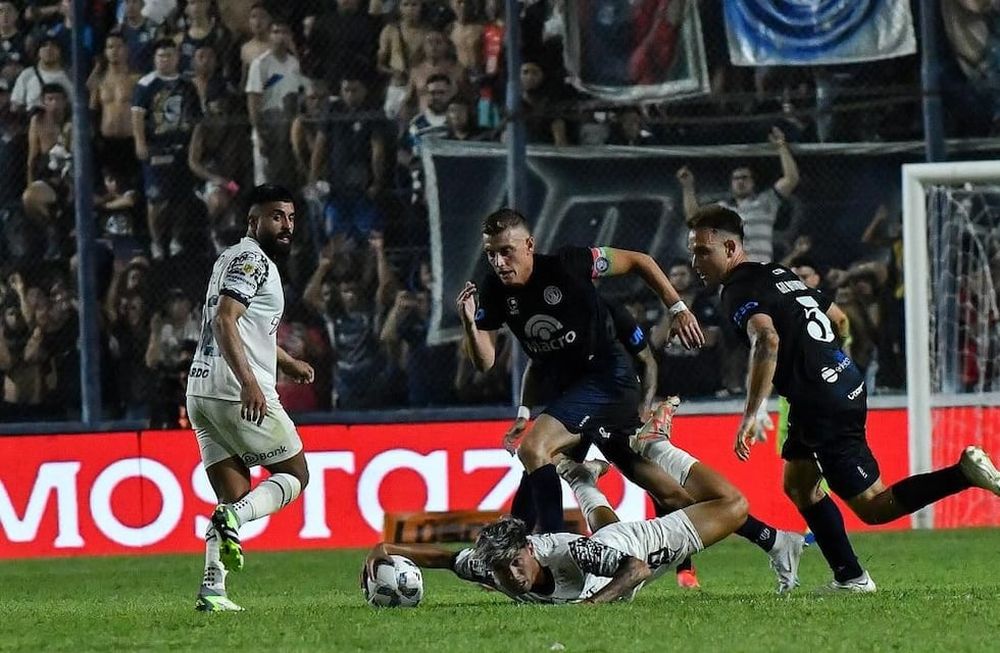 El capitán, Mauro Maidana, se mostró conforme con el rendimiento del equipo en el debut de la Copa de la Liga, pese a la derrota frente al Rojo.