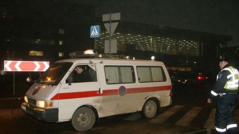 Al menos cuatro muertos al estrellarse un avión en Ucrania