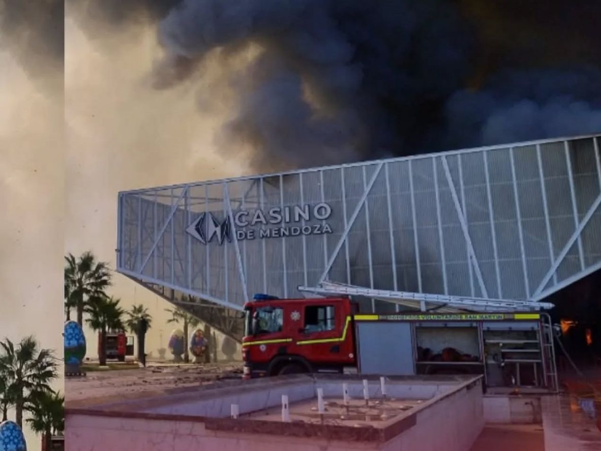 Crece la polémica: Bomberos Voluntarios de San Martín ratifican que estaban en servicio cuando comenzó el incendio del casino y dan detalles.