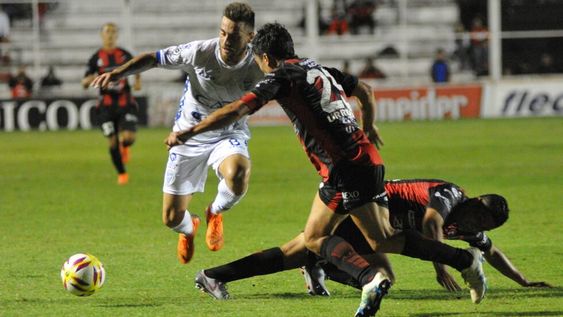Copa de la Superliga: Godoy Cruz se trajo un buen empate de Paraná