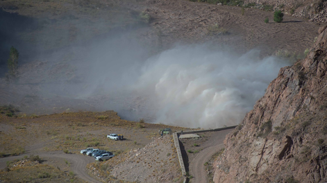 La Dirección de Hidráulica del Ministerio de Energía y Ambiente informó que el próximo sábado 6 de septiembre se realizarán maniobras de mantenimiento en el descargador de fondo (DDF) del dique Potrerillos.