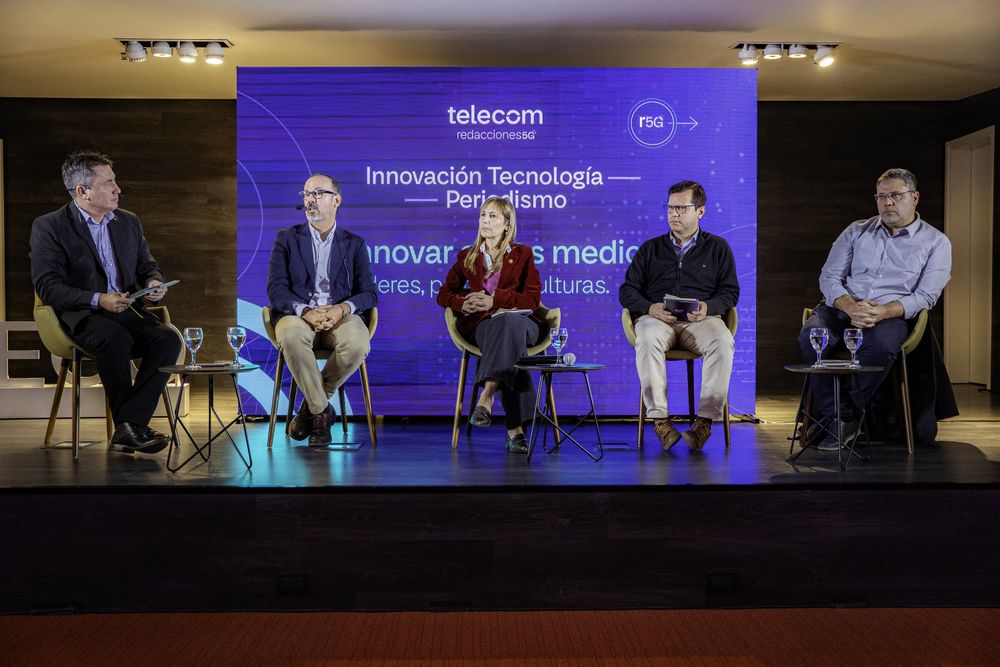 Iñigo Biain moderó el panel formado por Lisandro Guzmán (La Voz del Interior), Marcos Calligaris (Cadena 3) y Marcela Farré (Universidad Blas Pascal)