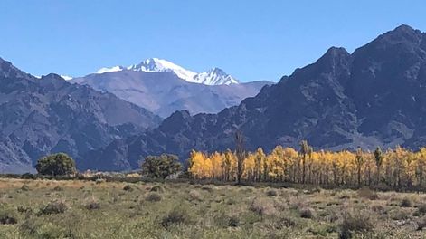 Los Andes | Una postal de San Alberto, en el valle de Uspallata. Tiene un centenar de habitantes, muchos de ellos llegados de la ciudad en busca de paz. / Foto: Los Andes