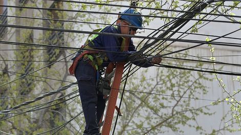 El 98% del servicio fue reestablecido. Foto: Orlando Pelichotti/ Los Andes