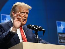 Estados Unidos hará una revisión masiva de visas.