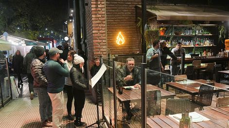 El sector gastronómico no la pasa bien y tuvo una caída en la rentabilidad del 50% en julio. Foto: José Gutiérrez / Archivo.