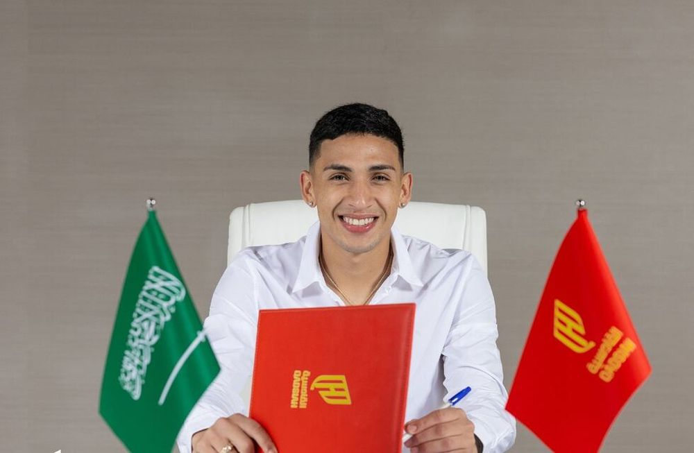 Equi Fernández fue presentado oficialmente como refuerzo del Al-Qadsiah de Arabia Saudita. / Gentileza.