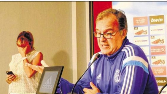 La foto de Bielsa que recorre el mundo y se hace viral