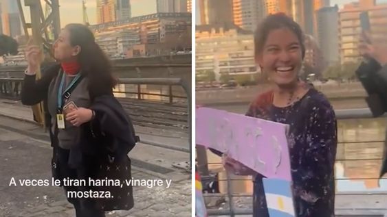 Una joven que se acababa de recibir capturó al atención de turistas extranjeros, cuando sus amigos la enchastraron con huevos y harina.