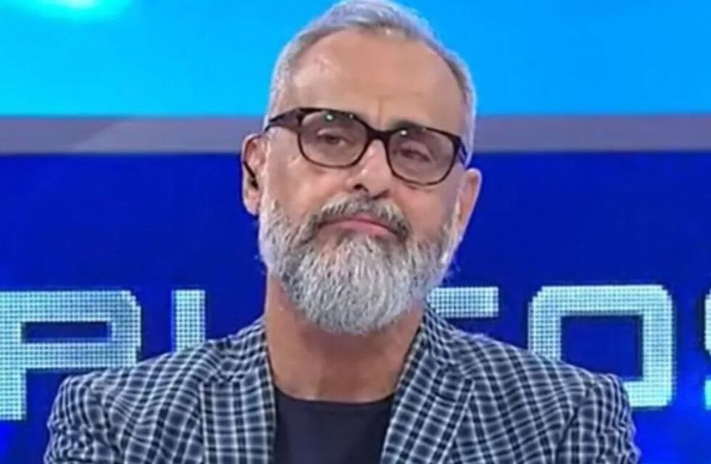 La palabra esperada: Mientras todos se despiden de Intrusos, Jorge Rial solo habla de covid y política