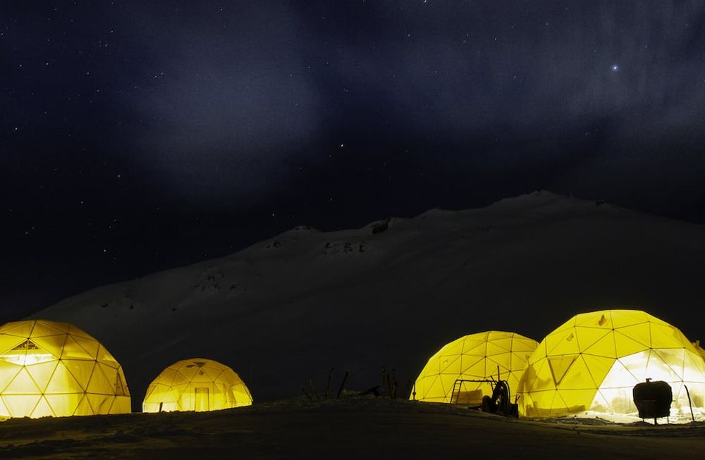 Cuánto sale hospedarse en un glamping en Mendoza.