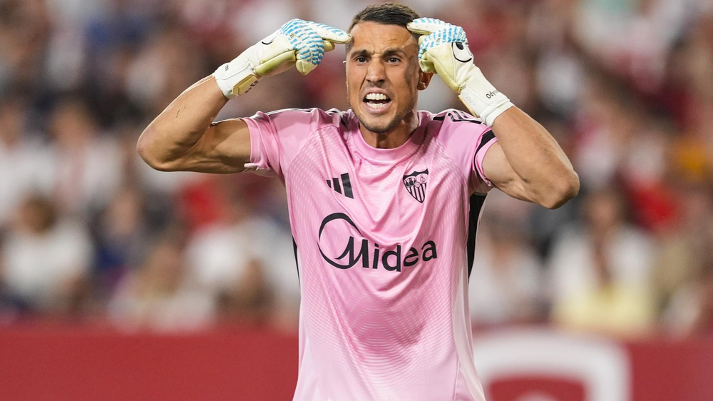 Odisseas Vlachodimos, arquero del Sevilla
