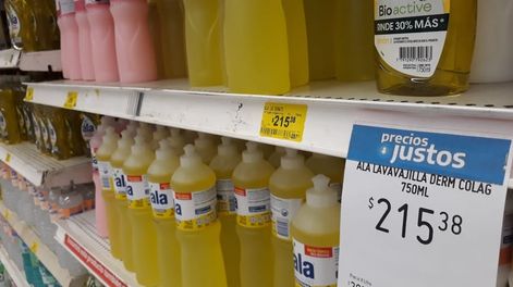 En algunos súper ya hay cartelería del programa Precios Justos. (La Voz)