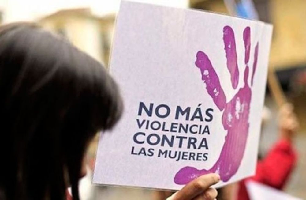 En 2020 crecieron las llamadas para denunciar violencia de género en el país.