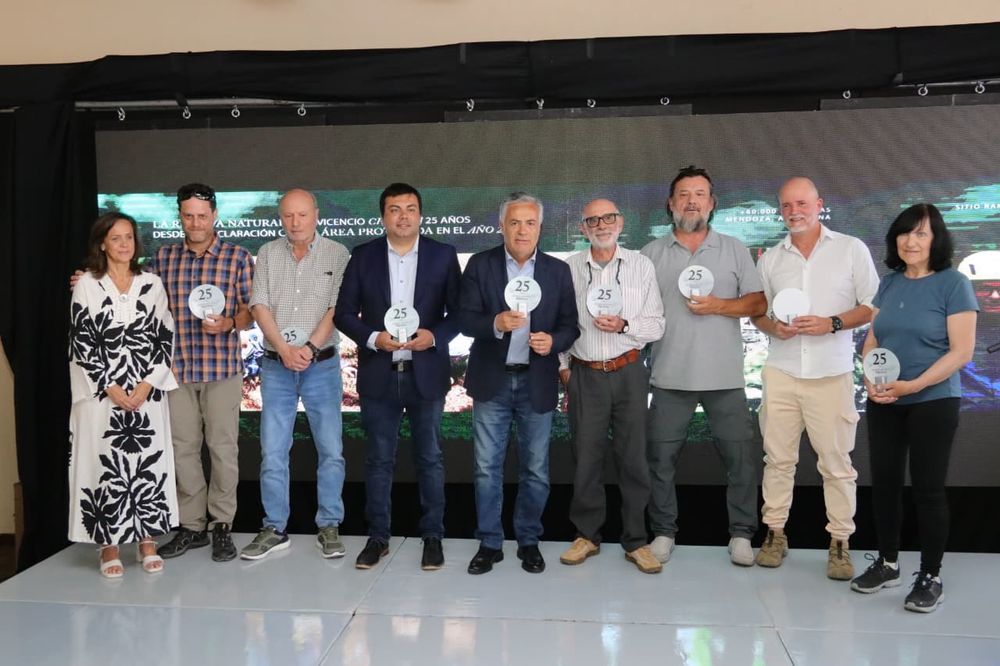 Momento de reconocimiento a los colaboradores de la Reserva Natural Villavicencio, por su aporte clave en la consolidación de este proyecto de conservación.  