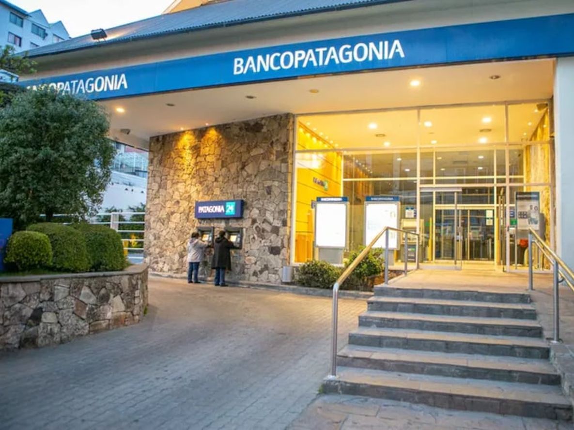 El Banco Patagonia lanzó una oferta laboral para incorporar a personal. Foto: Gentileza