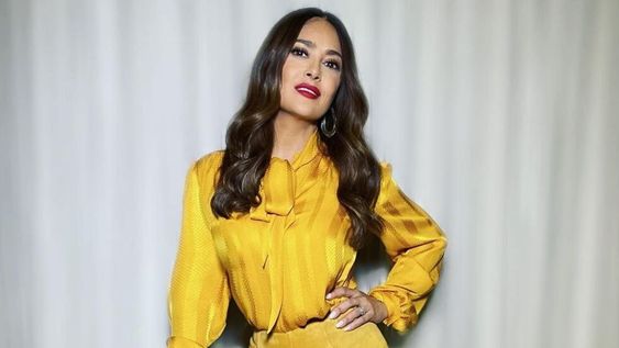 Salma Hayek será una de las artistas que presente los premios Globos de Oro