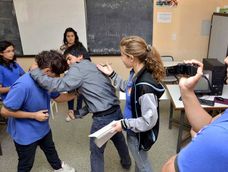 En un contexto que demanda acciones, el Gobierno fortalecerá la educación sexual y prevención de riesgos digitales.