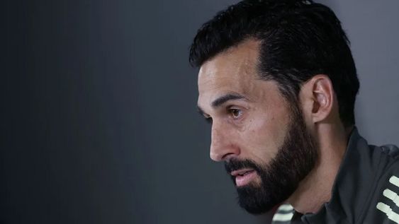 El Real Madrid se quedó sin entrenador en el primer equipo