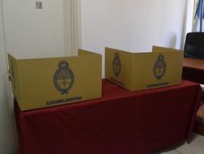 Mediante decreto, la Provincia ratificó un convenio con la Junta Electoral Nacional que regula el padrón, las urnas, la capacitación y la organización de la votación.