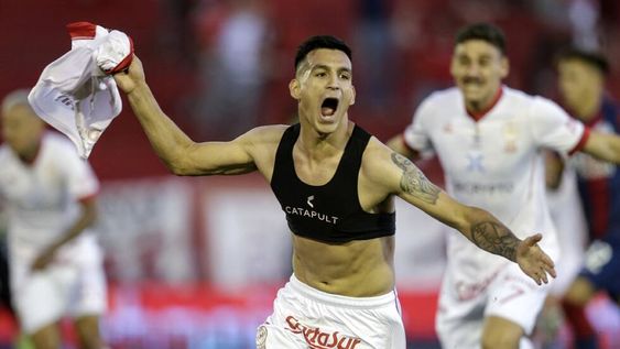 Con el alma el grito de todo Huracán que se quedó con el clásico de barrio ante San Lorenzo. (Fotobaires)