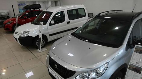 Los Andes | Este mes se patentaron 37.163 vehículos y le permitió al sector elevar la proyección de ventas previstas para el corriente año hasta las 320.000 unidades.