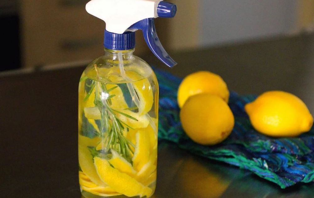 Es un producto natural y eso permite reducir el uso de desinfectantes industriales.