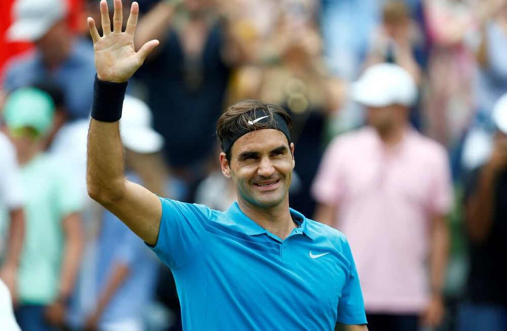 Federer se coronó campeón de Sttugart y vuelve al 1