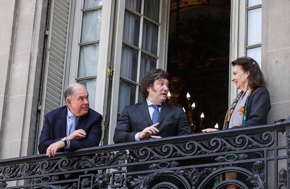 Gerardo Werthein, Javier Milei y Diana Mondino. Gentileza: La Nación.