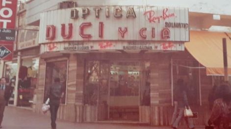 Desde la década de 1950, la esquina norte de Las Heras y 9 de Julio, se convirtió en un icónico para los mendocinos.