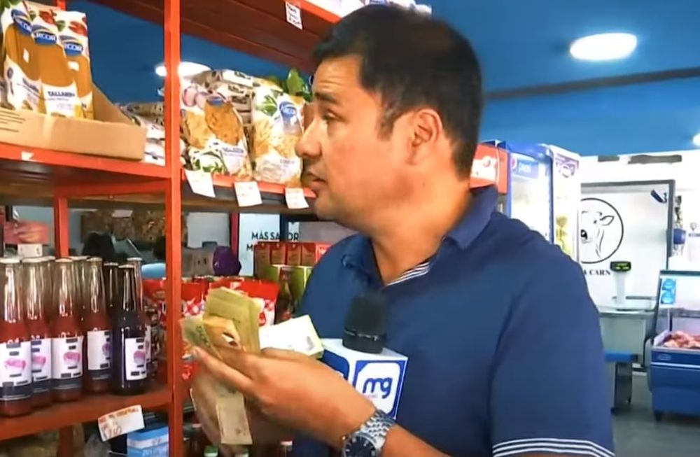 Periodista chileno compra en Mendoza - Captura de video Meganoticias