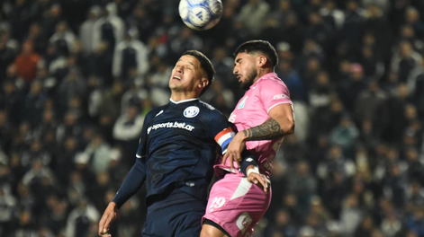 Independiente Rivadavia juega con Racing