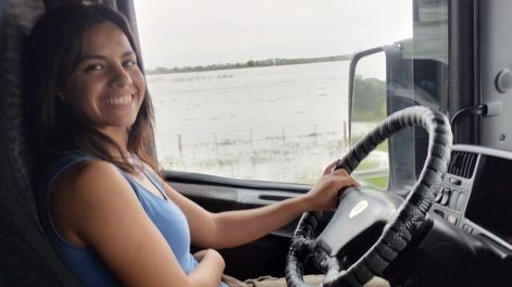 Luciana Carmona. De copiloto a conductora, en la ruta encontró lo que quería hacer.