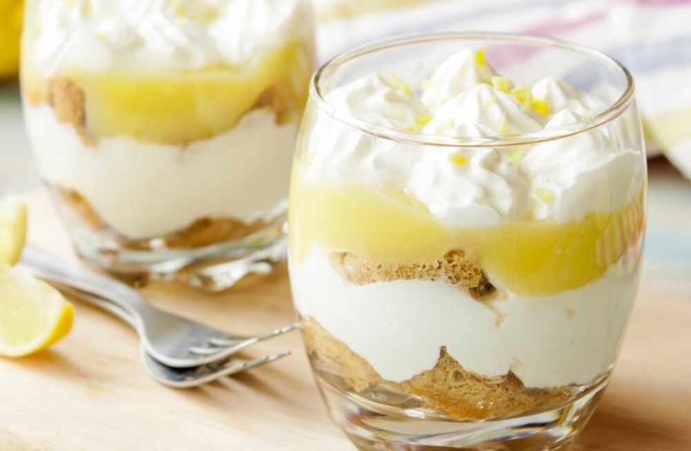 Tiramisú de limón y coco.