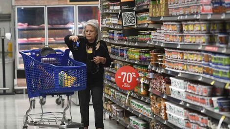 Las ventas en los supermercados experimentaron una caída del 10,1% interanual. Foto: Los Andes